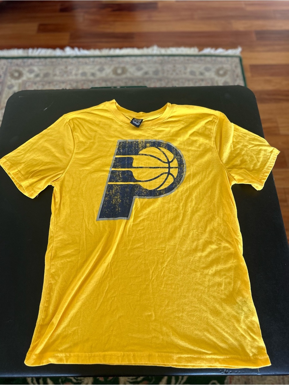 Indiana Pacers Yellow Graphic Tee - Men's Short Sleeve Shirt Size Large